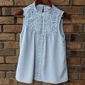 Lace accent sleeveless top